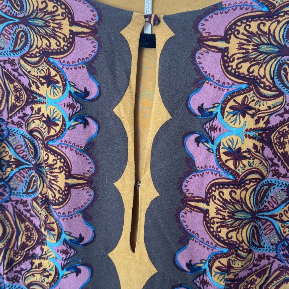 Colorful Patterned Long-Sleeve Top - Picture 4 of 6